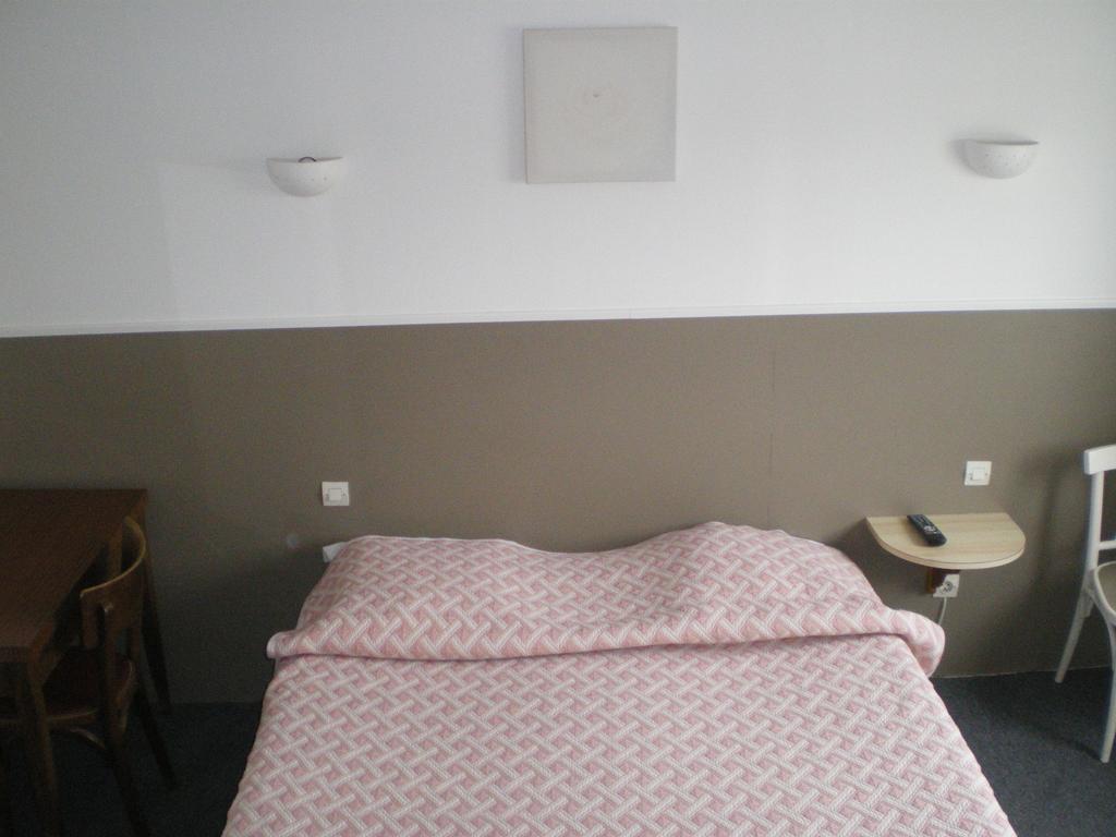 Hotel La Jetee Sud Ла-Рошель Номер фото