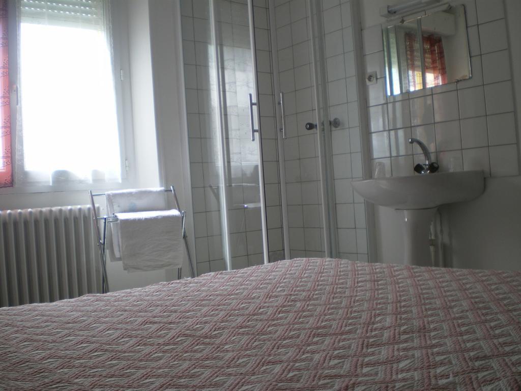 Hotel La Jetee Sud Ла-Рошель Екстер'єр фото